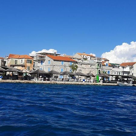 Apartments Jerine Tribunj  Luaran gambar