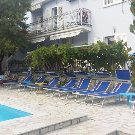 Apartments Jerine Tribunj  Luaran gambar